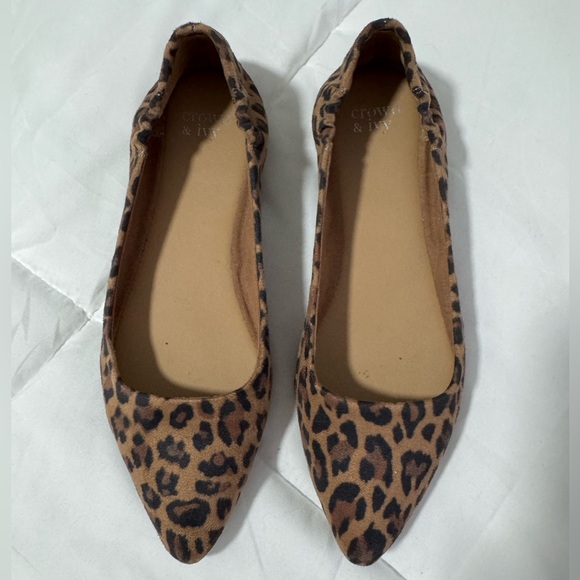 Crown & Ivy Leopard Print Women's Flats - Picture 1 of 6